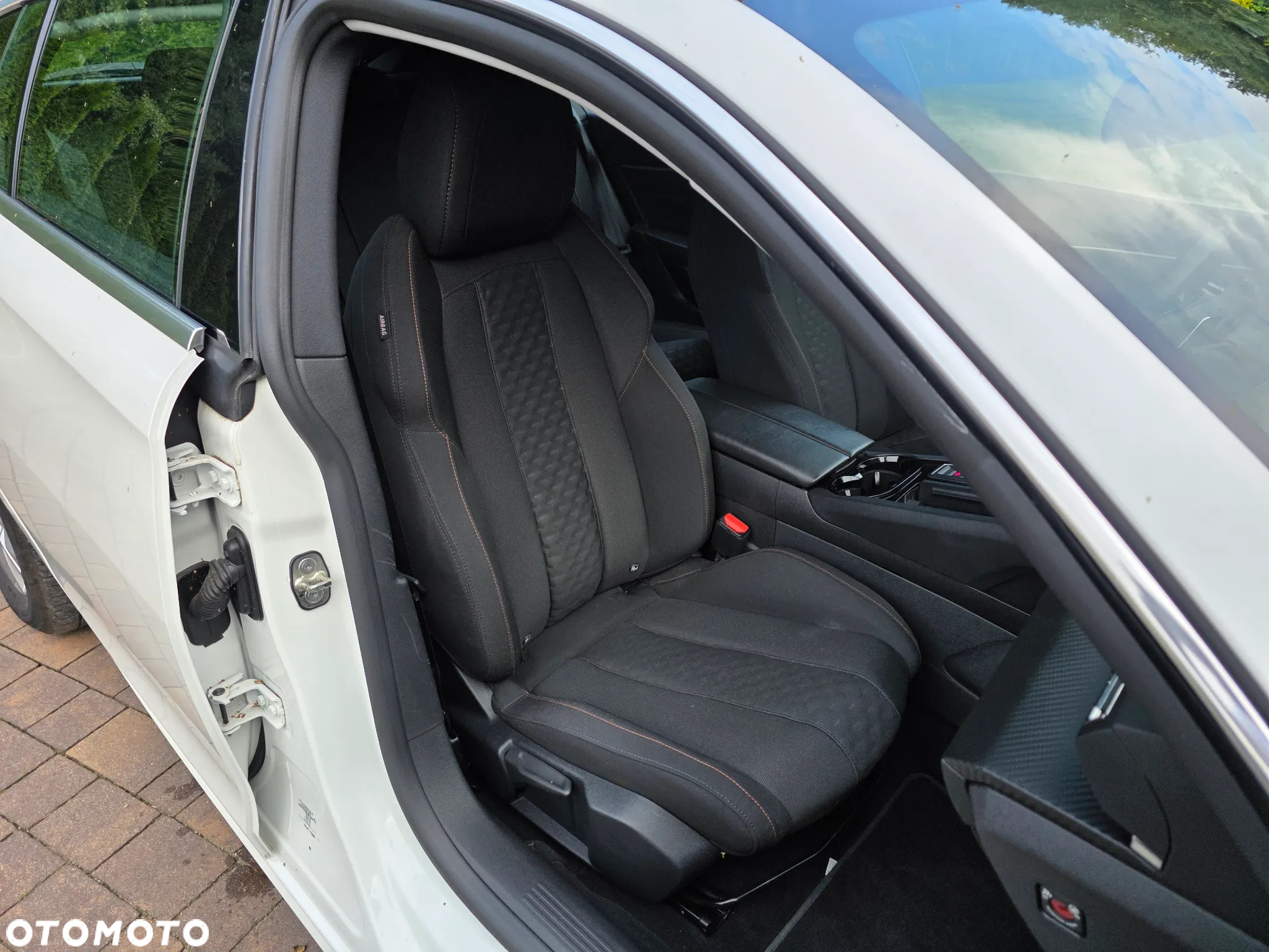 Peugeot 508 1.2 PureTech Allure S&S EAT8 - 12