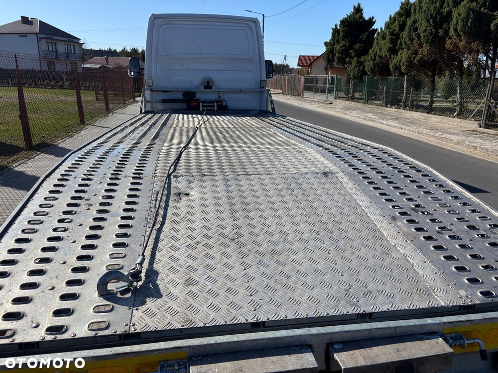 Mercedes-Benz sprinter - 21