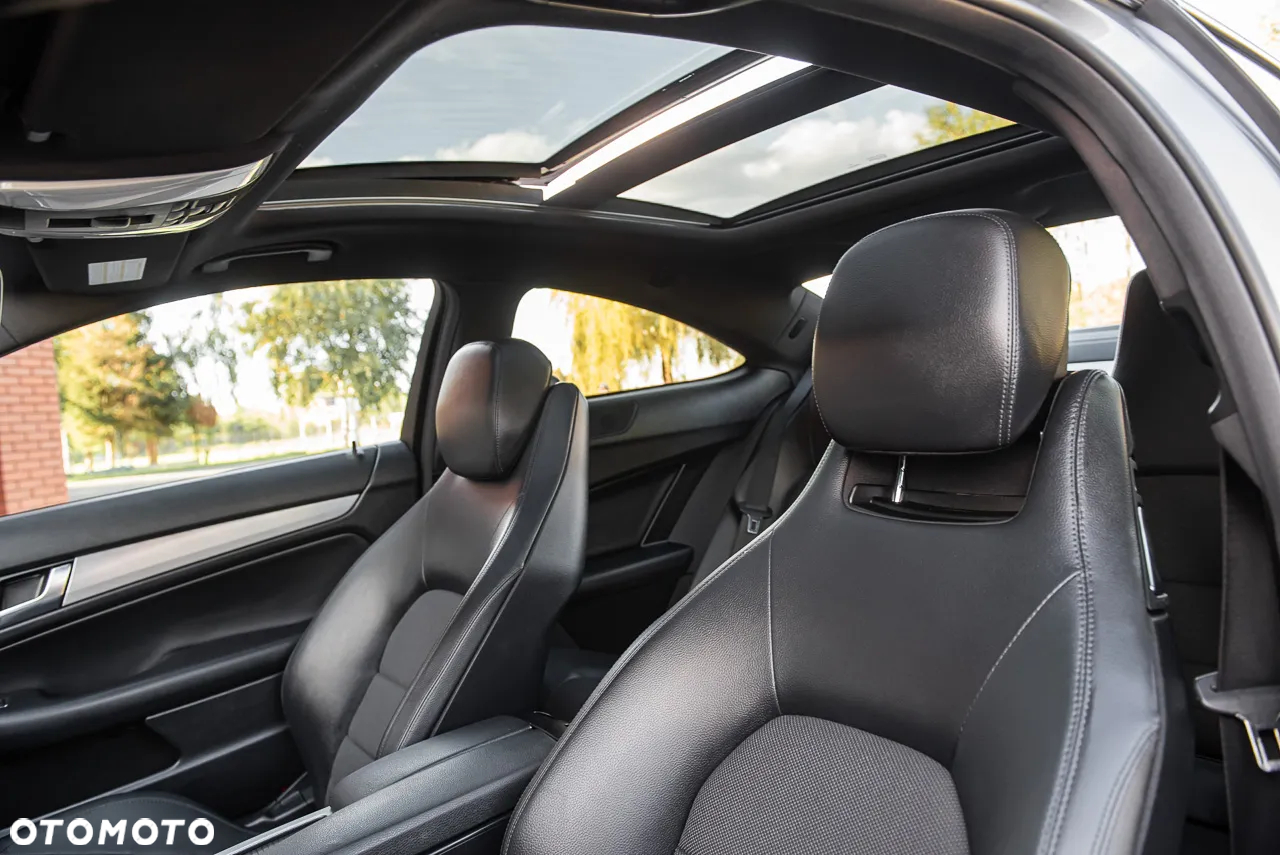 Mercedes-Benz Klasa C 250 Coupe Sport 7G-TRONIC - 19