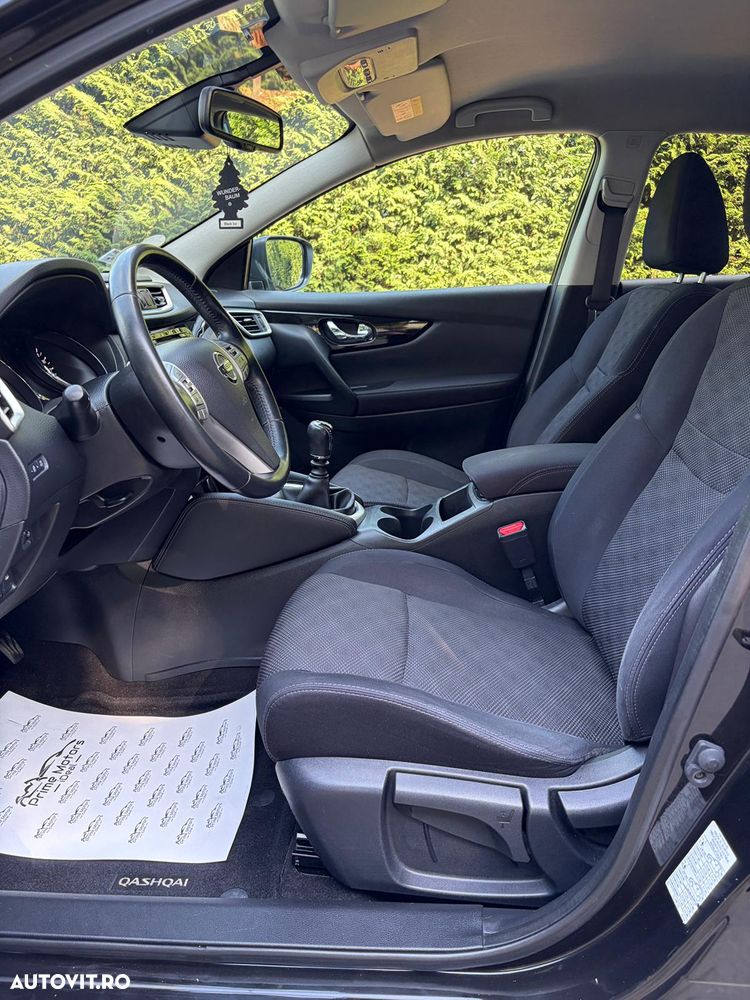 Nissan Qashqai 1.5 DCI Start/Stop N-Connecta - 25