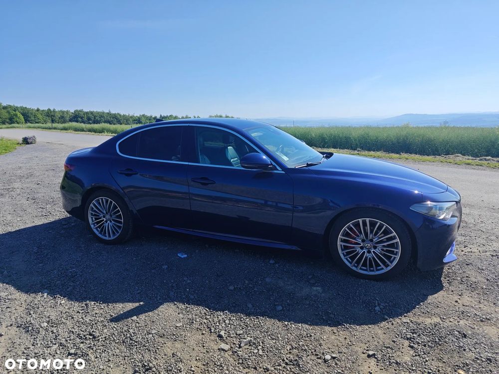 Alfa Romeo Giulia - 6