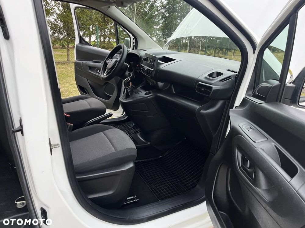 Opel COMBO - 6