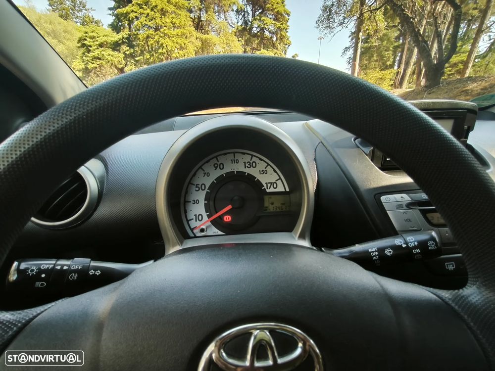 Toyota Aygo 1.0 Plus - 7