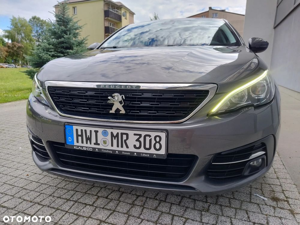 Peugeot 308 BlueHDi 130 Allure - 31