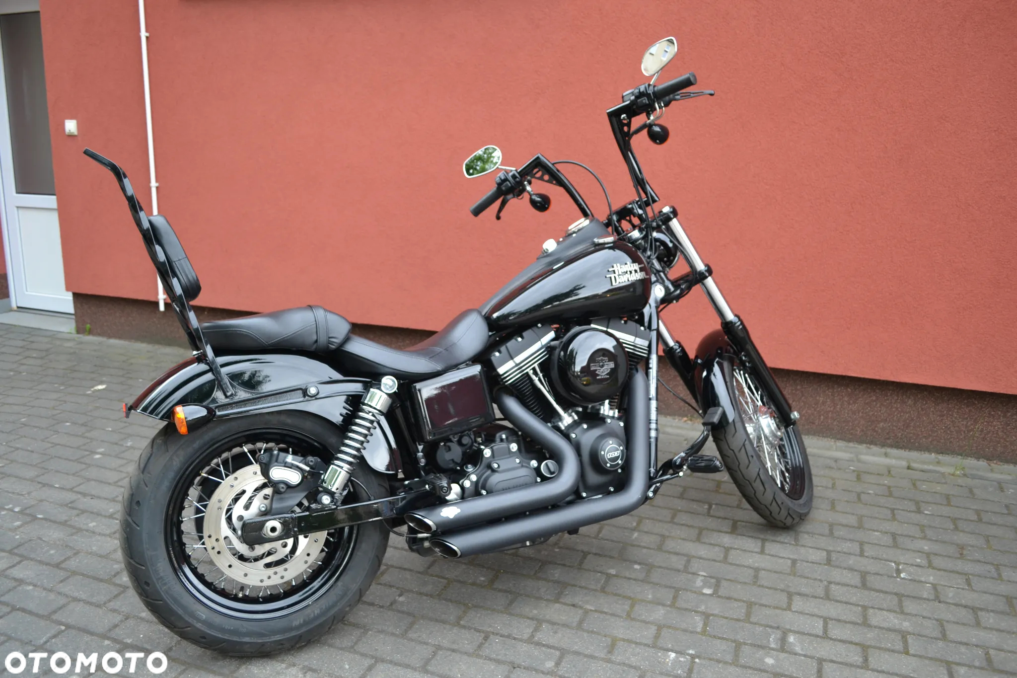 Harley-Davidson Dyna Street Bob - 8