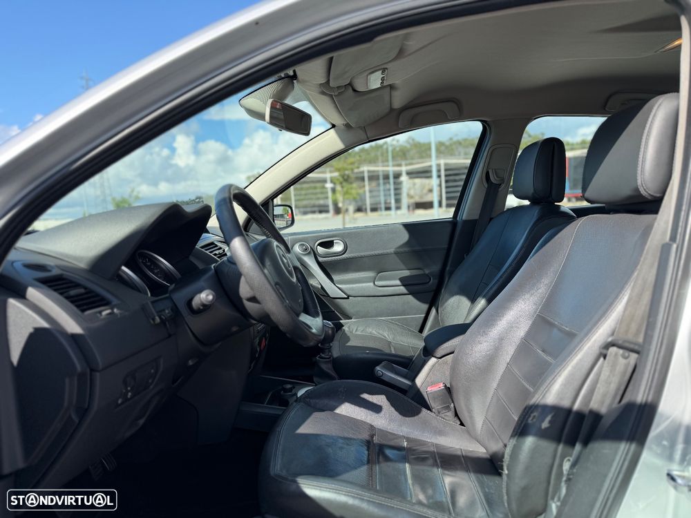 Renault Mégane 1.5 dCi Dynamique Luxe - 12