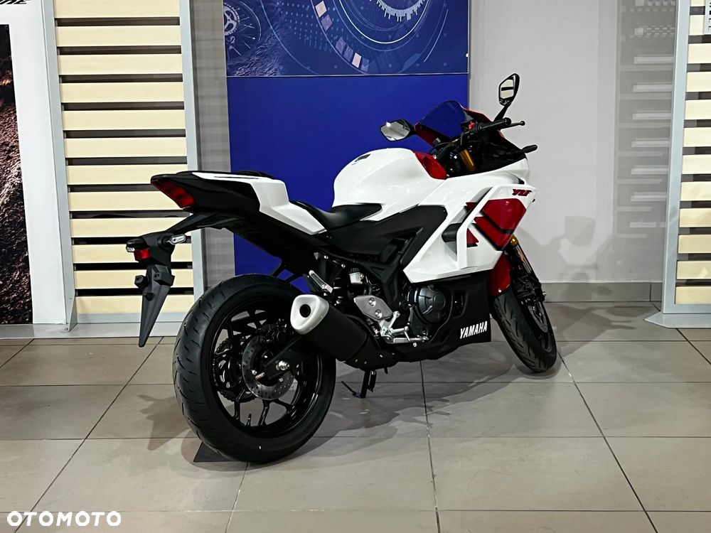 Yamaha R3 - 7
