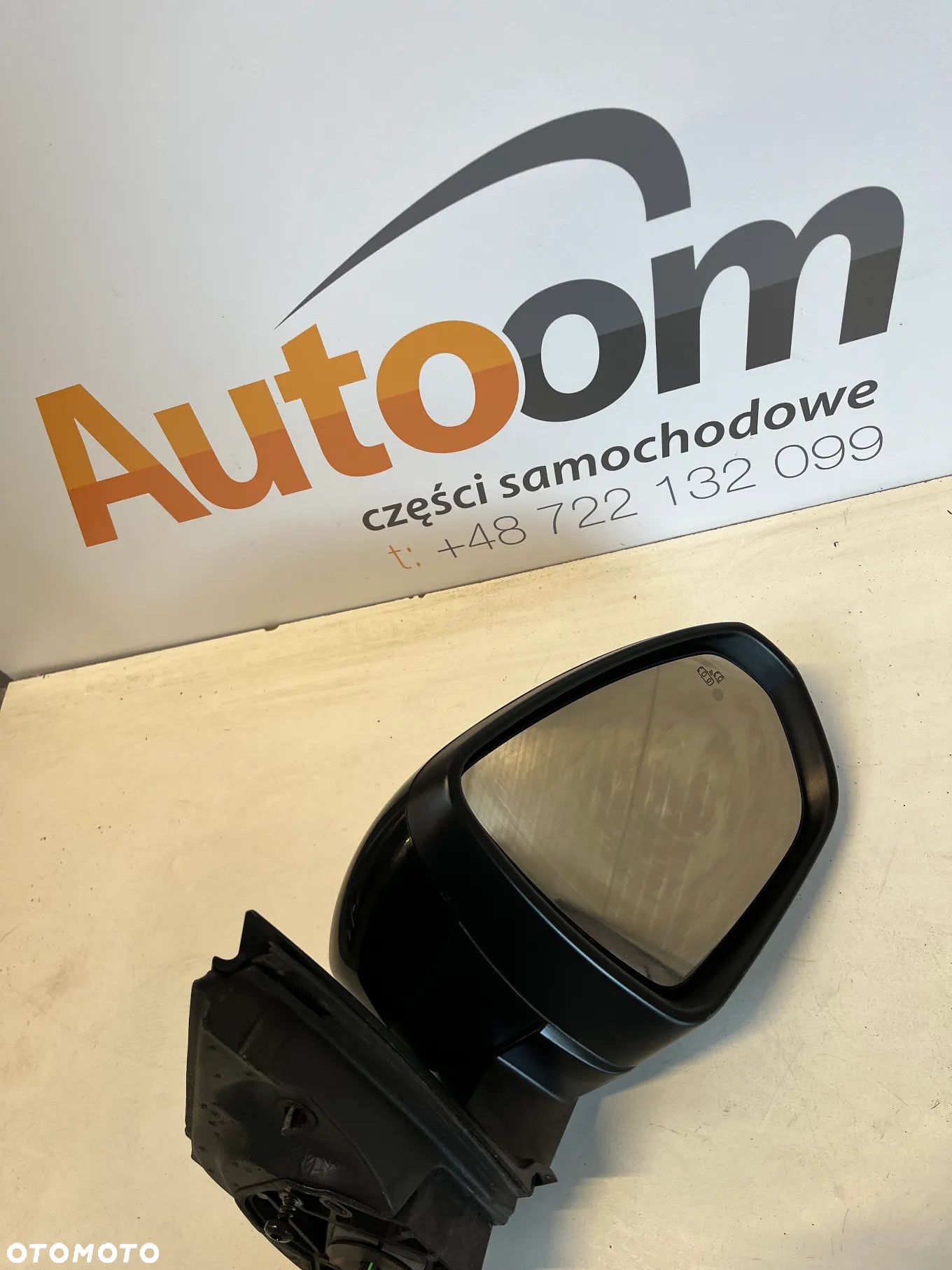 LUSTERKO PRAWE PEUGEOT 3008 20r ASYSTENT - 1