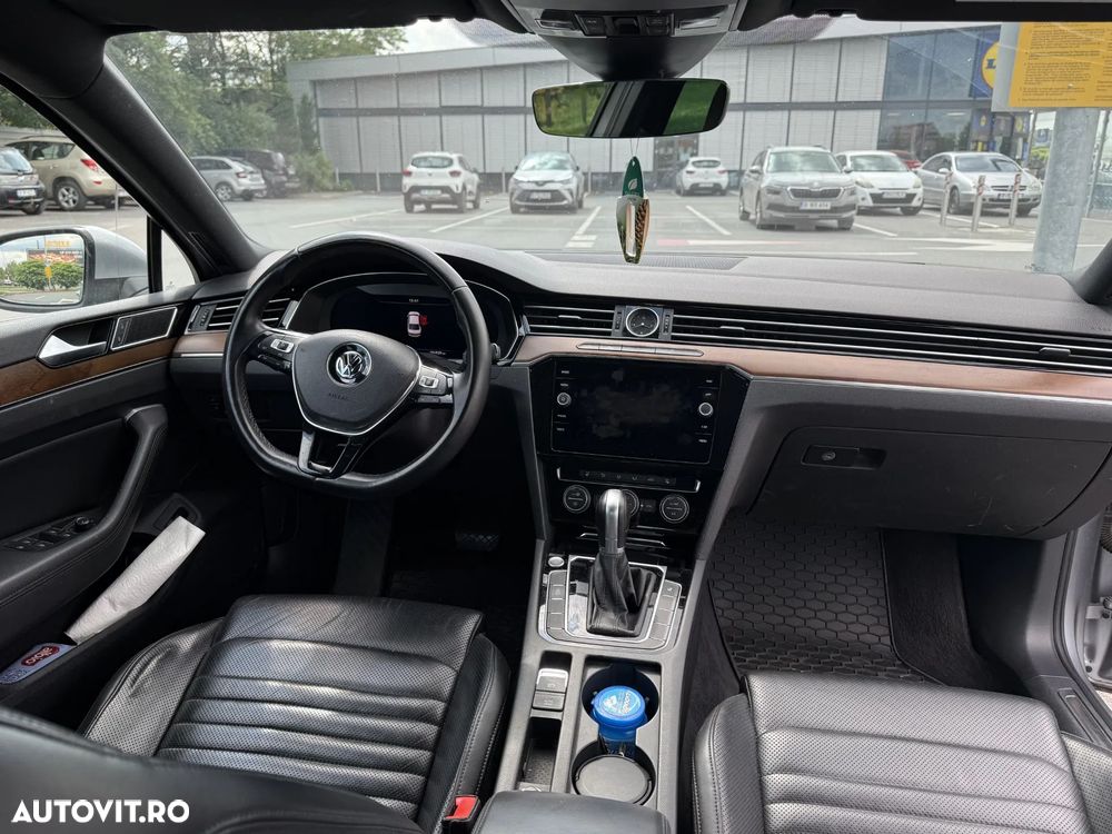 Volkswagen Passat 2.0 TDI DSG 4Motion Highline - 13