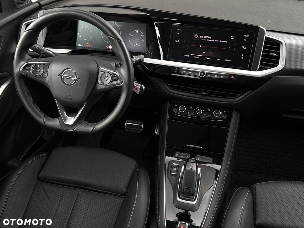 Opel Grandland 1.2 T Business Elegance S&S - 16