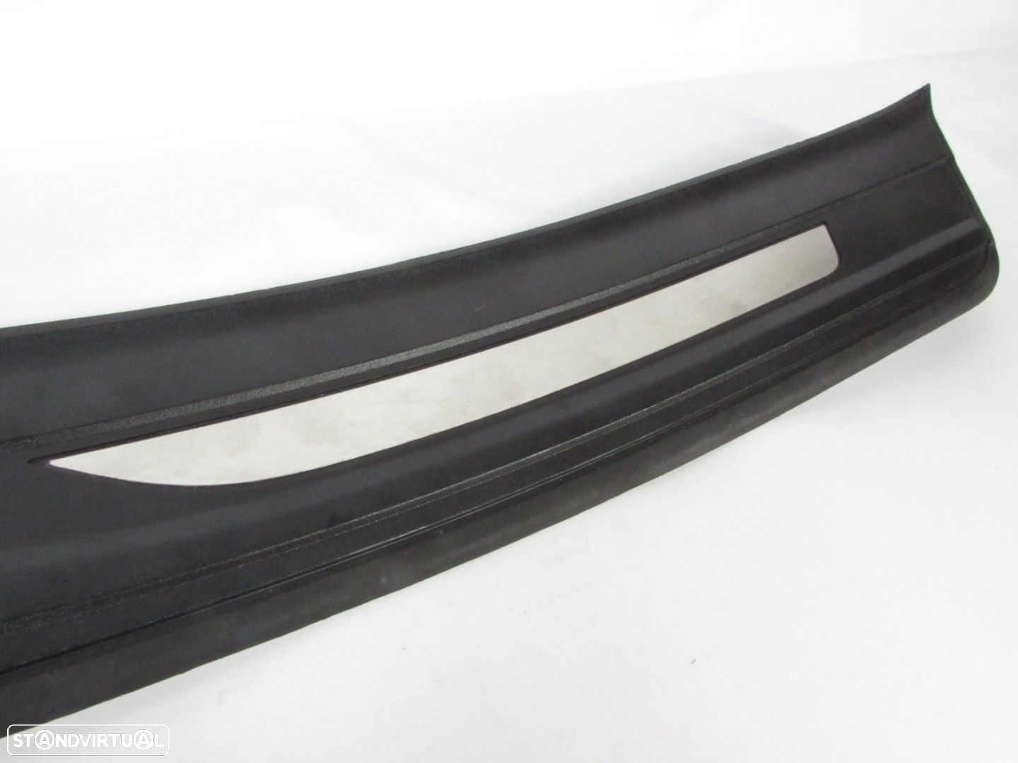 Rodapé da Porta Direito/Trás Seminovo/ Original BMW 5 (F10)/BMW 5 Touring (F11)... - 2
