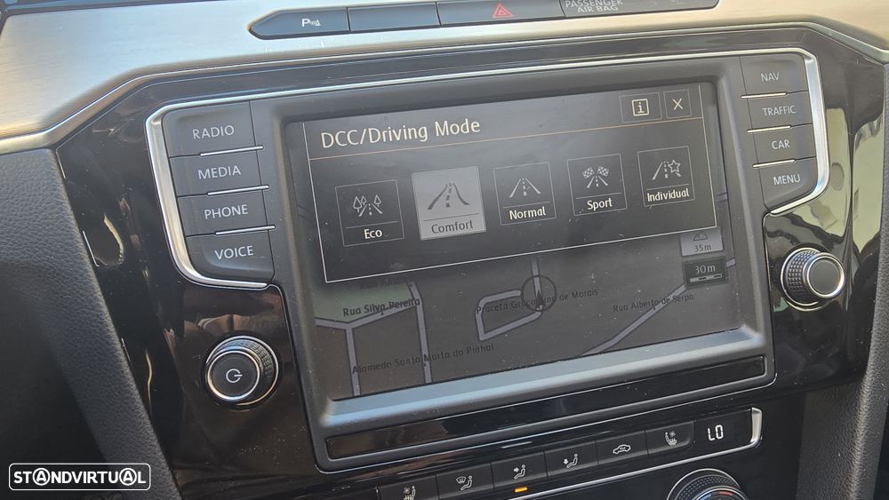 VW Passat Variant 2.0 TDI Highline DSG 4Motion - 41