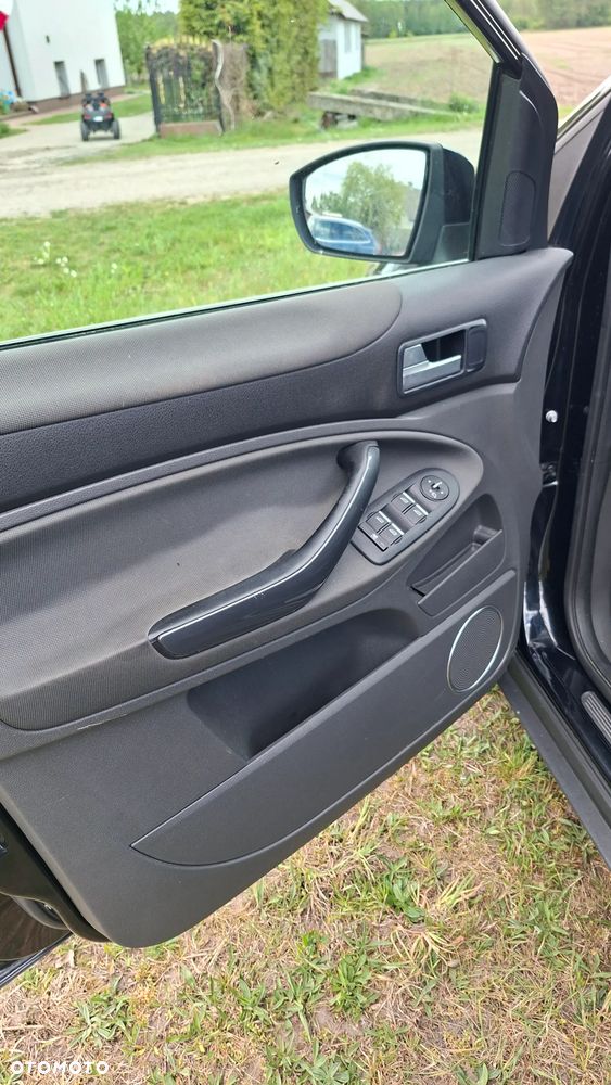 Ford Kuga 2.0 TDCi 4x4 Trend - 7