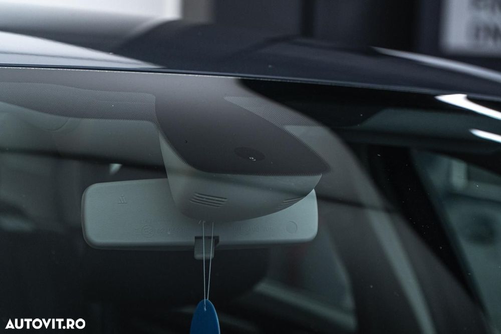 Renault Megane BLUE dCi 115 INTENS - 24