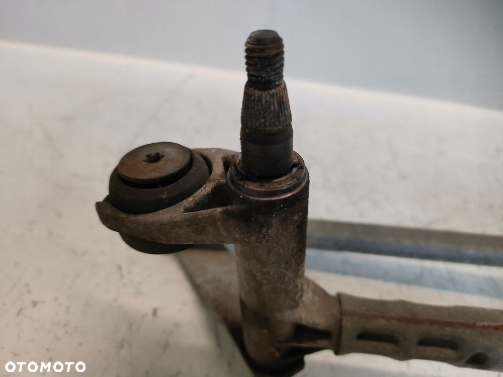 AUDI A3 8P 1.9 TDI 3-DRZWI 03- MECHANIZM WYCIERACZEK SILNICZEK - 8