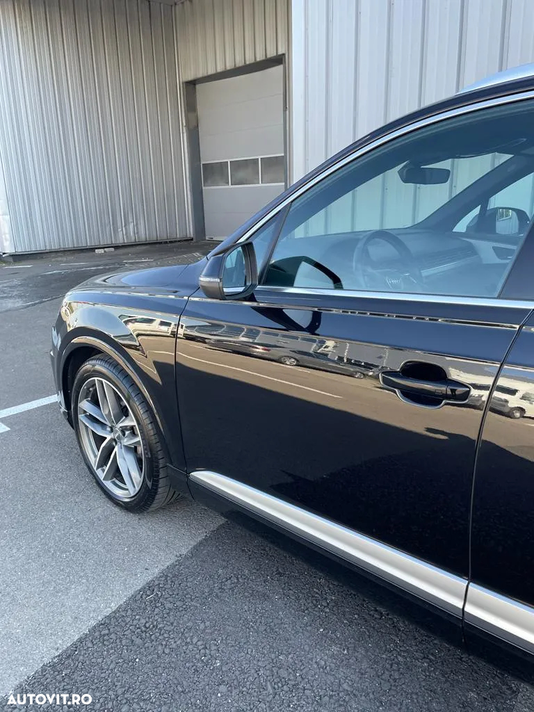 Audi Q7 - 9