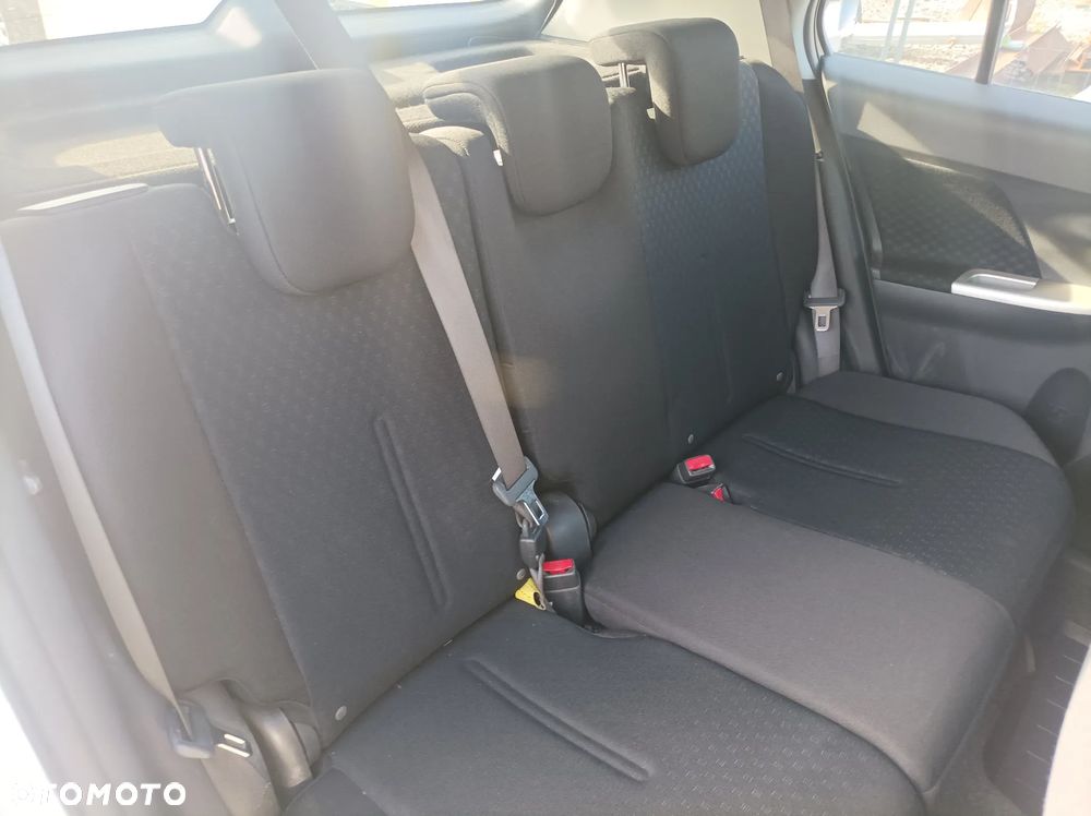 Toyota Urban Cruiser 1.4 D-4D 4x4 Life - 29