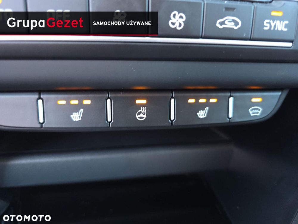 Kia Ceed 1.5 T-GDI Business Line - 25