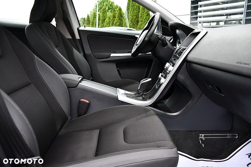 Volvo XC 60 D4 Geartronic Momentum - 7