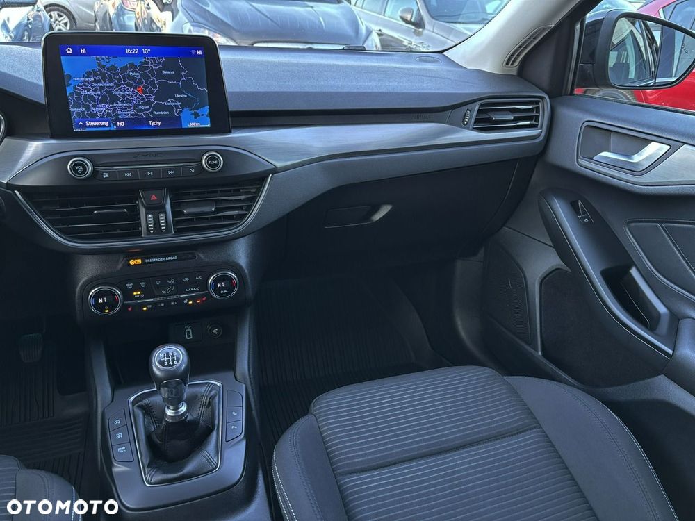 Ford Focus - 26