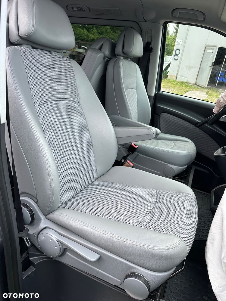 Mercedes VIANO 2,2 cdi 2012r karoseria dokumenty drzwi maska fotel klapa szyba stolik lampa lift relingi skrzynia tapicerka części long - 8
