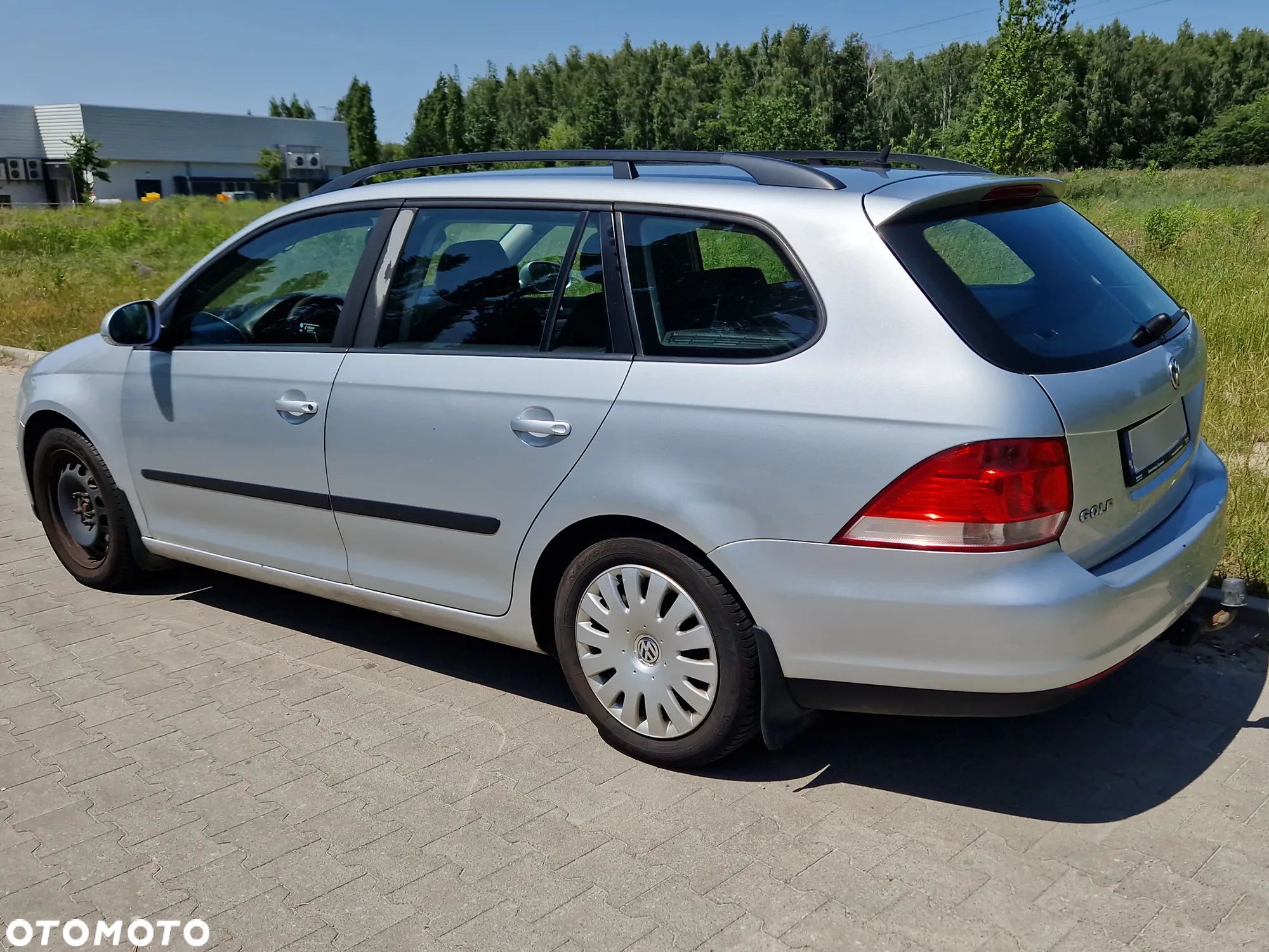 Volkswagen Golf V 1.6 Comfortline - 1
