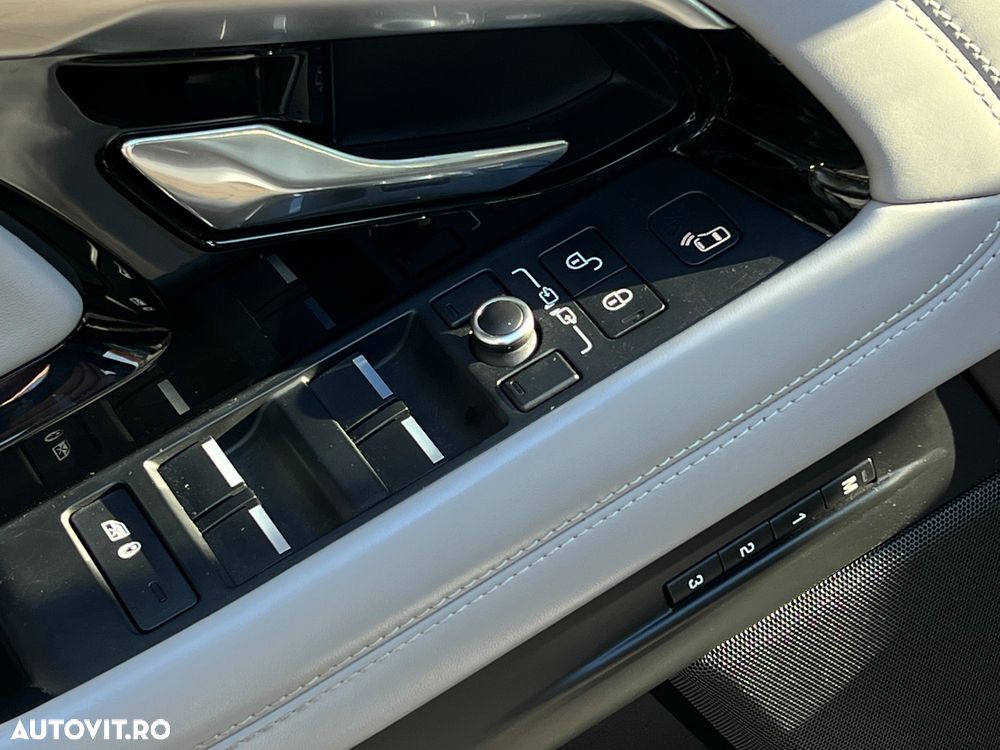 Land Rover Range Rover Evoque 2.0 P300 R-Dynamic - 18