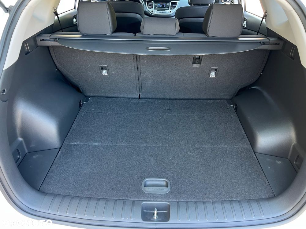 Hyundai Tucson 1.6 GDI BlueDrive Comfort 2WD - 21