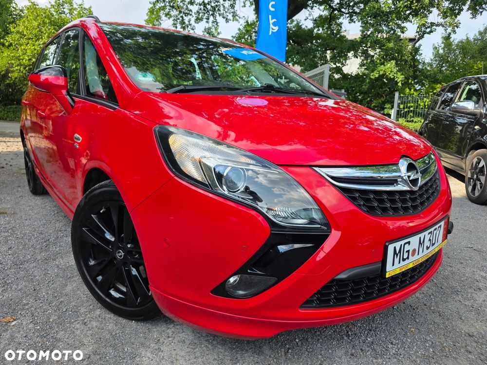 Opel Zafira - 1