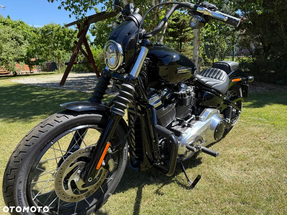 Harley-Davidson Softail Street Bob - 7