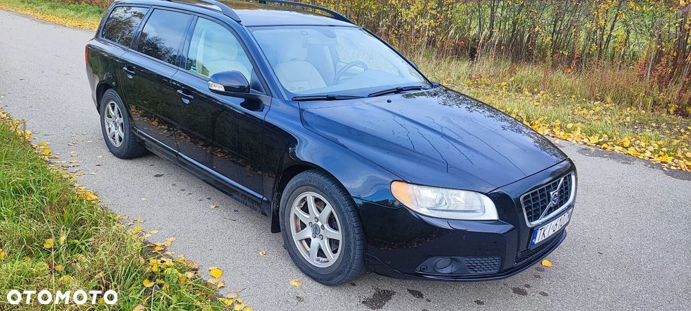 Volvo V70 2.0 Momentum - 11
