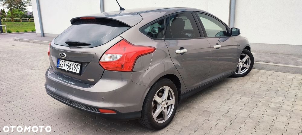 Ford Focus 1.6 TDCi DPF Start-Stopp-System SYNC Edition - 4