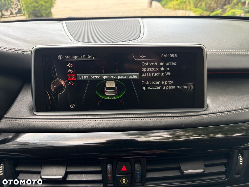 BMW X5 xDrive50i Sport-Aut - 28