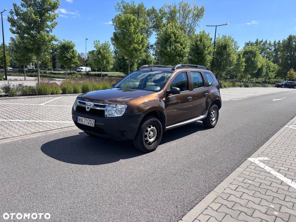 Dacia Duster 1.6 16V 105 4x2 Essentiel - 6