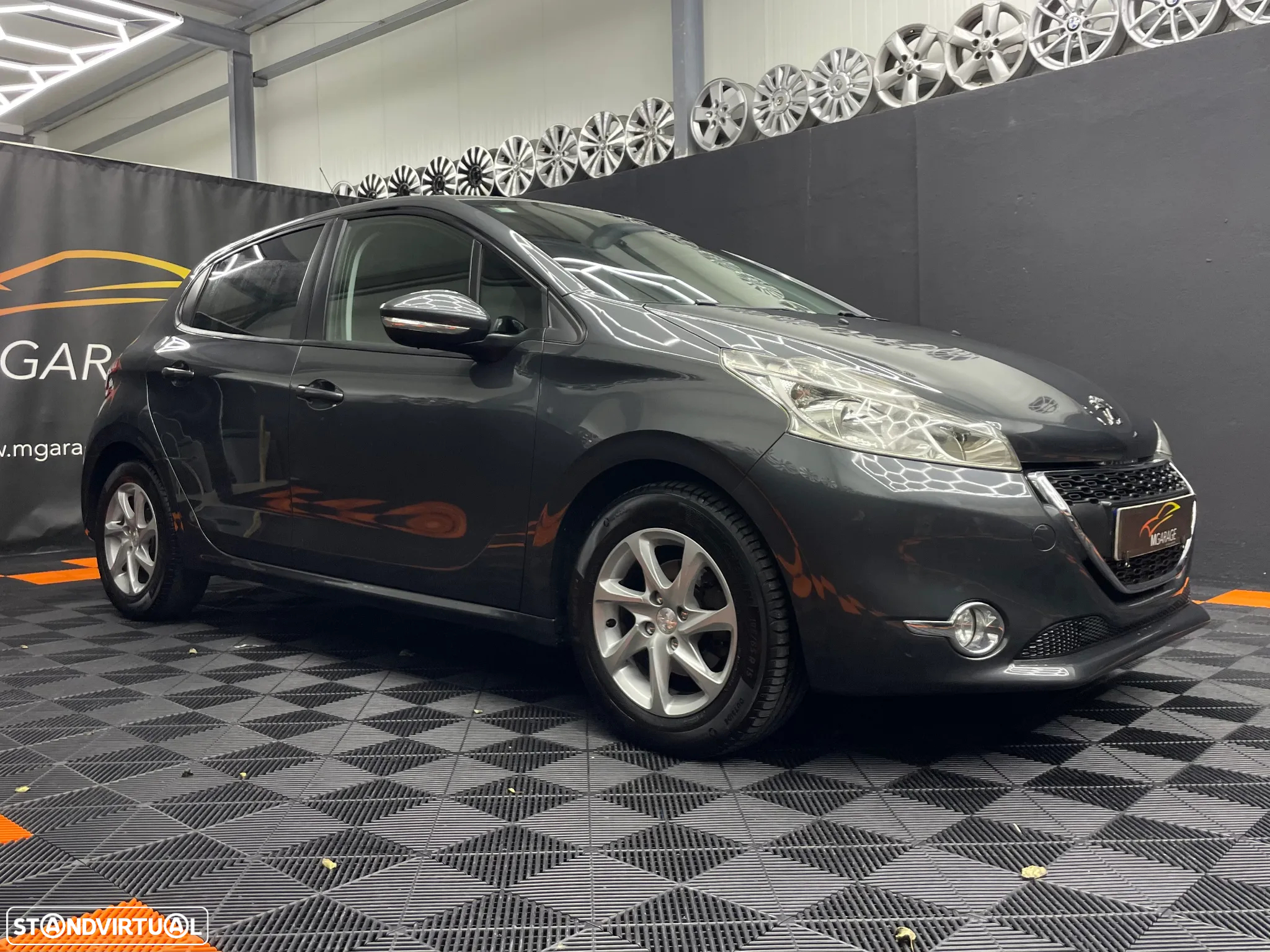 Peugeot 208 1.2 PureTech Style - 3