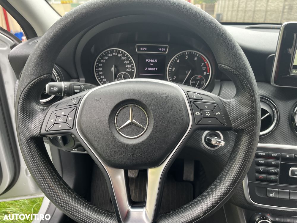 Mercedes-Benz A 180 - 9