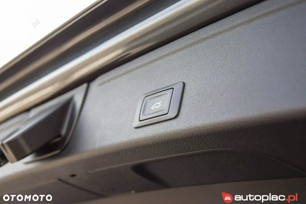 Audi A4 Avant 2.0 TDI Quattro Sport S tronic - 29