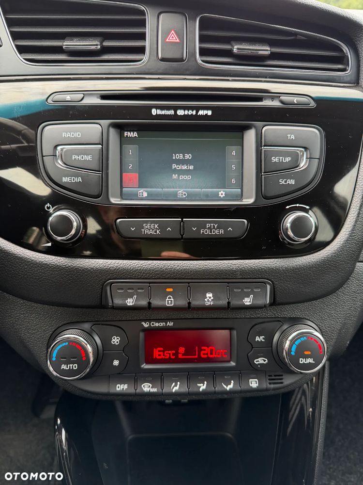 Kia Ceed 1.6 GDI DCT Platinum Edition - 15