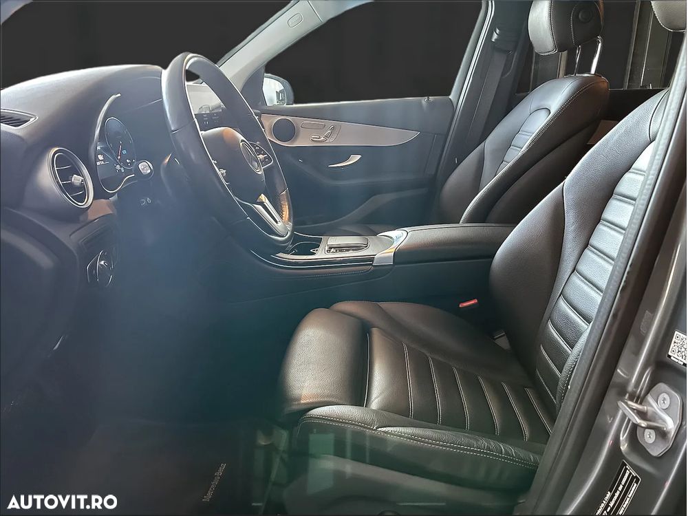 Mercedes-Benz GLC 300 de 4Matic 9G-TRONIC - 12