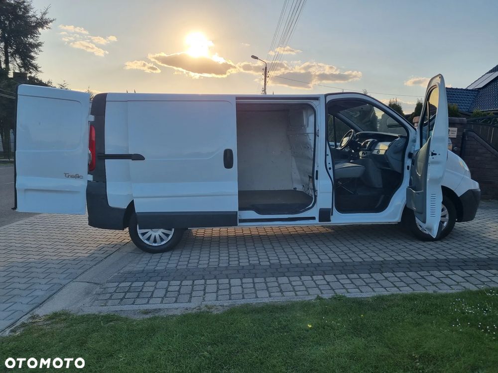 Renault TRAFIC L2H1 - 21