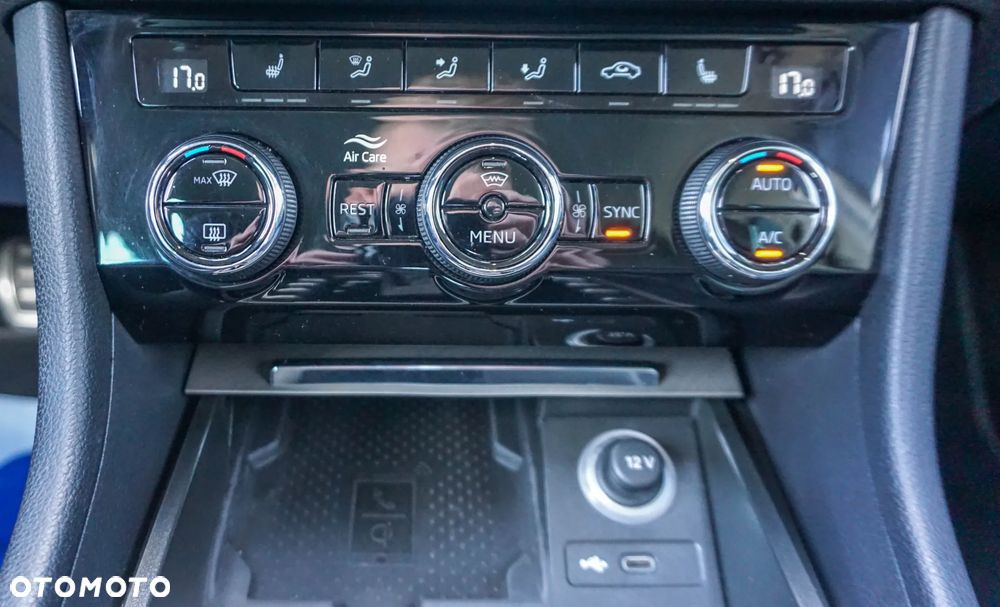 Skoda Superb 2.0 TSI L&K DSG - 21