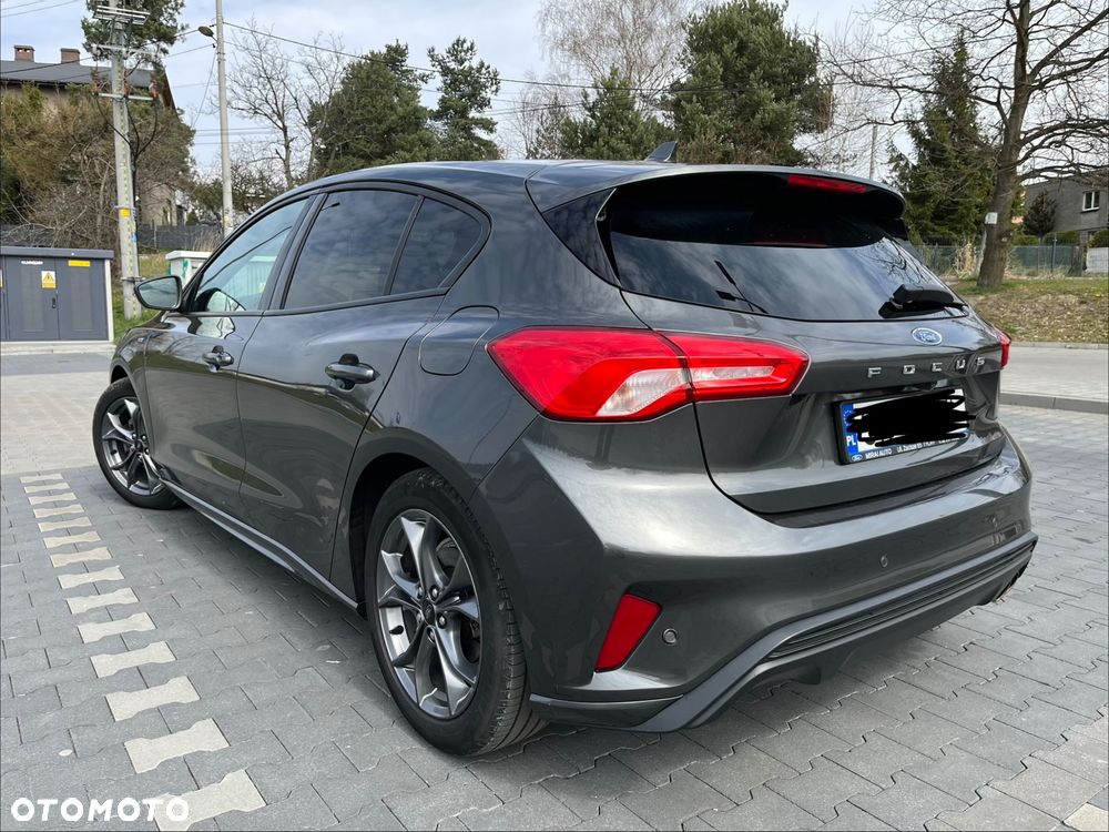 Ford Focus 1.0 EcoBoost ST-Line - 9
