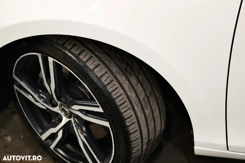 Volvo V40 D3 Aut. Kinetic - 34