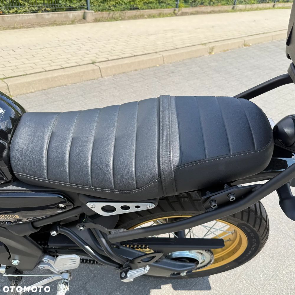 Yamaha XSR - 7