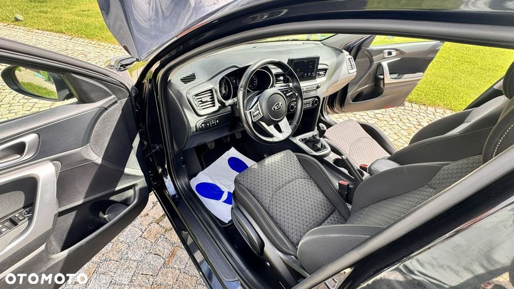 Kia Ceed - 19