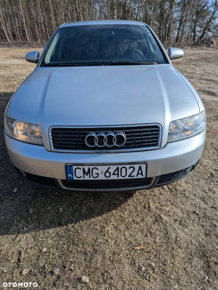 Audi A4 Avant - 1