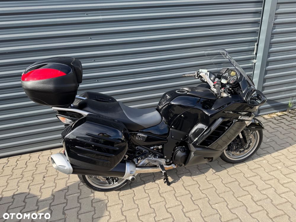 Kawasaki GTR - 5