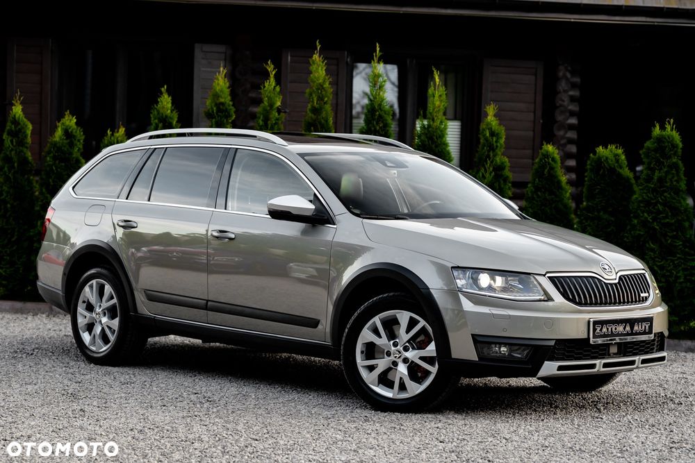 Skoda Octavia 2.0 TDI 4x4 DSG Scout - 4