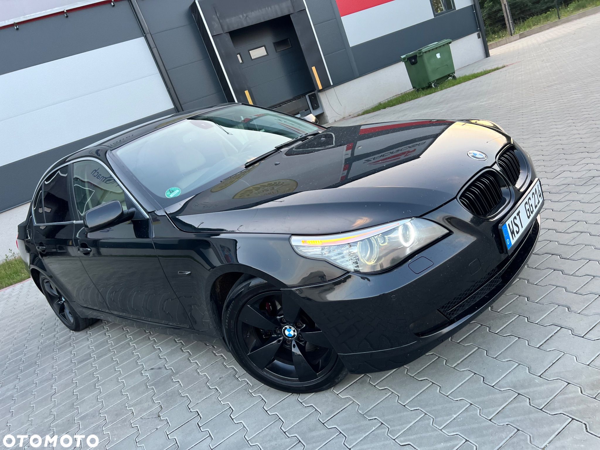 BMW Seria 5 525d Edition Exclusive - 1