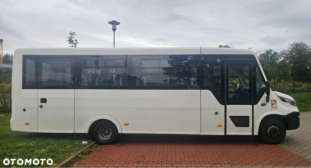 Iveco Indcar Mobi - 7